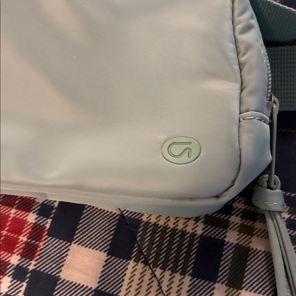 Stylish green Crossbody Bag - Picture 2 of 5